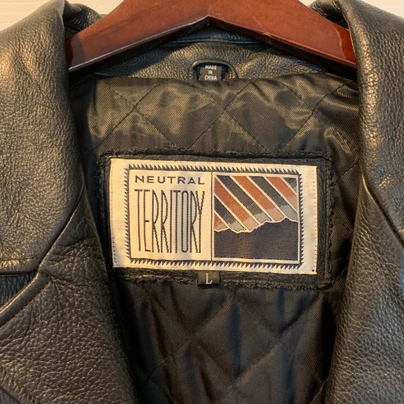 Men’s Black Leather Jacket - Picture 4 of 5